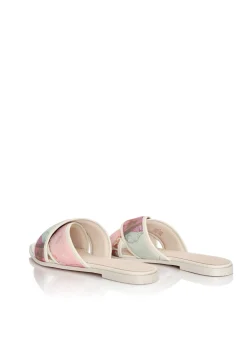 Lori Slippers-Zuli<Andrea Iyamah New
