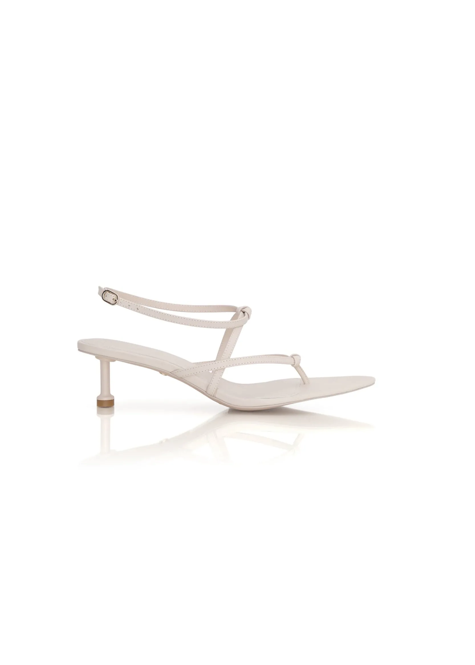 Vee Sandals-Ivory<Andrea Iyamah New