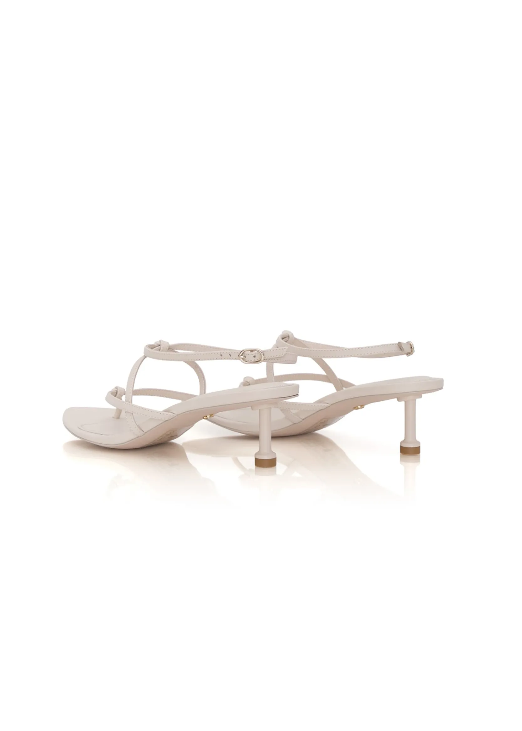 Vee Sandals-Ivory<Andrea Iyamah New