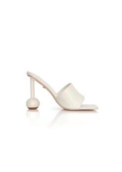 Yuri Sandals-Cream<Andrea Iyamah Store